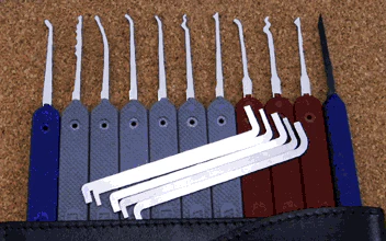 Ken’s Professional Lock Pick Set with Government Steel and Plastic Handles - Image 2