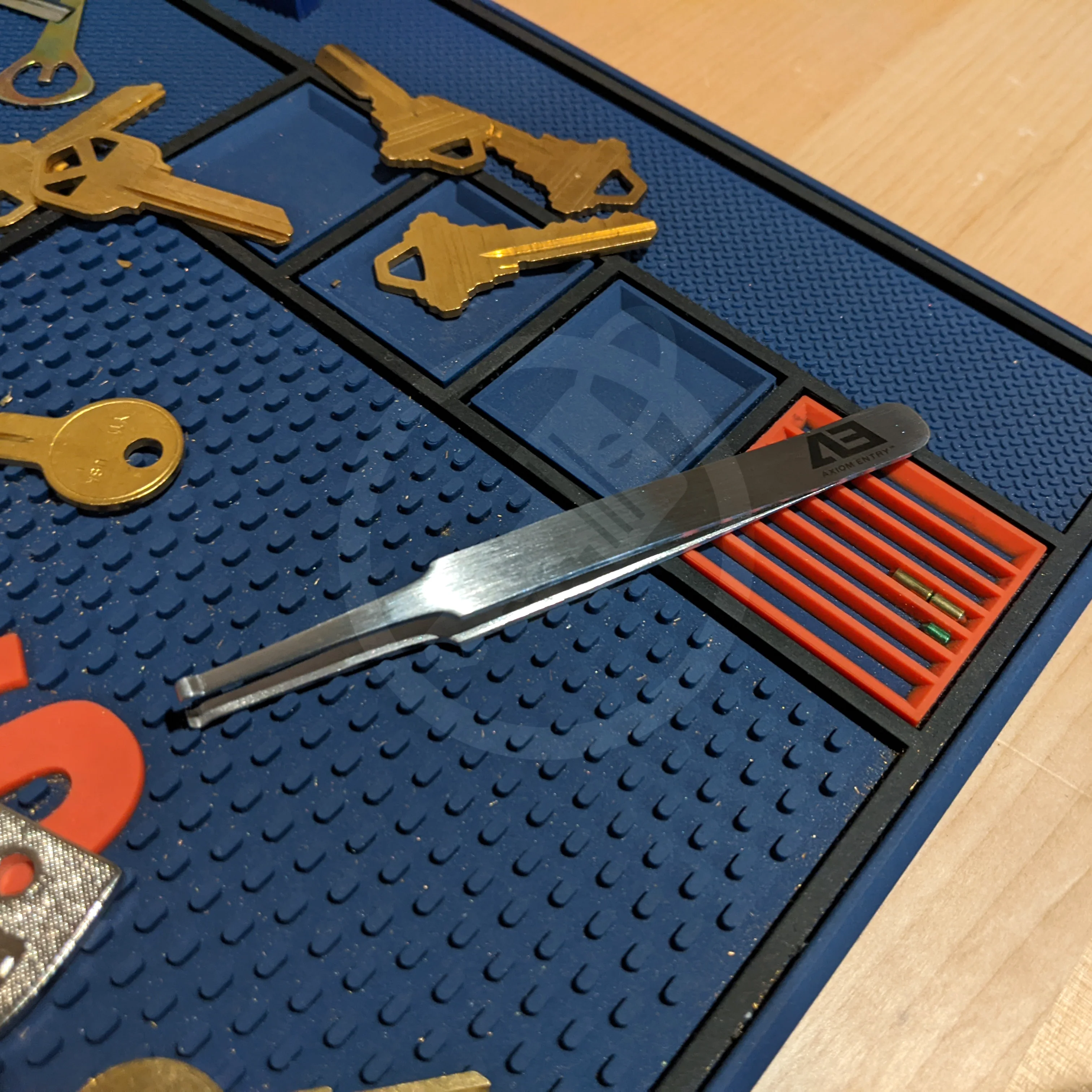 Axiom Entry Standard Pin Tweezer for Lock Pins - Image 7